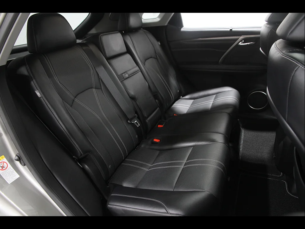 Used 2020 Atomic Silver Lexus Base image 19
