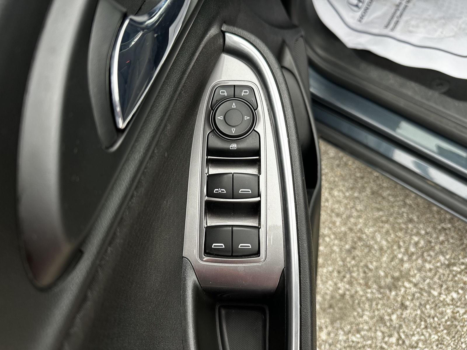 Used 2021 Shadow Gray Metallic Chevrolet LT image 9