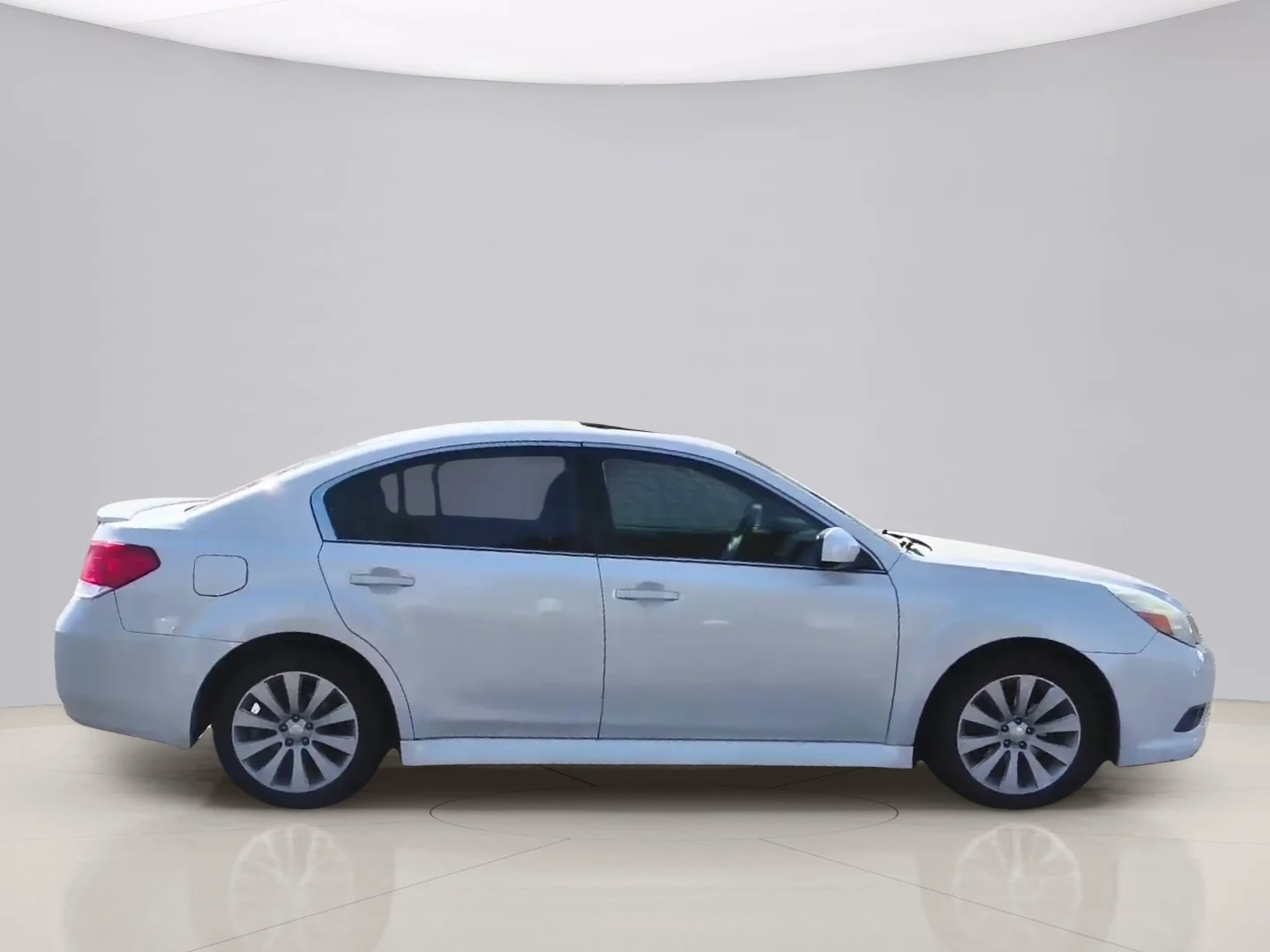 Used 2010 White Subaru LIMITED image 6