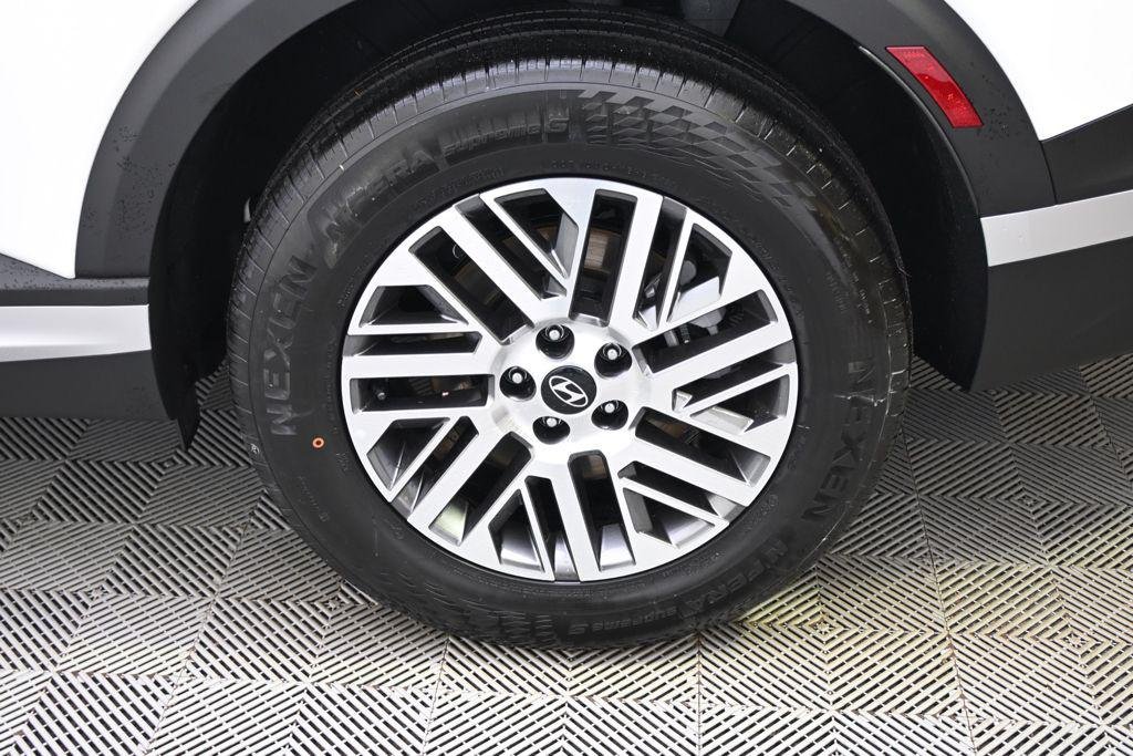 New 2026 White Pearl Hyundai SEL Premium AWD image 20