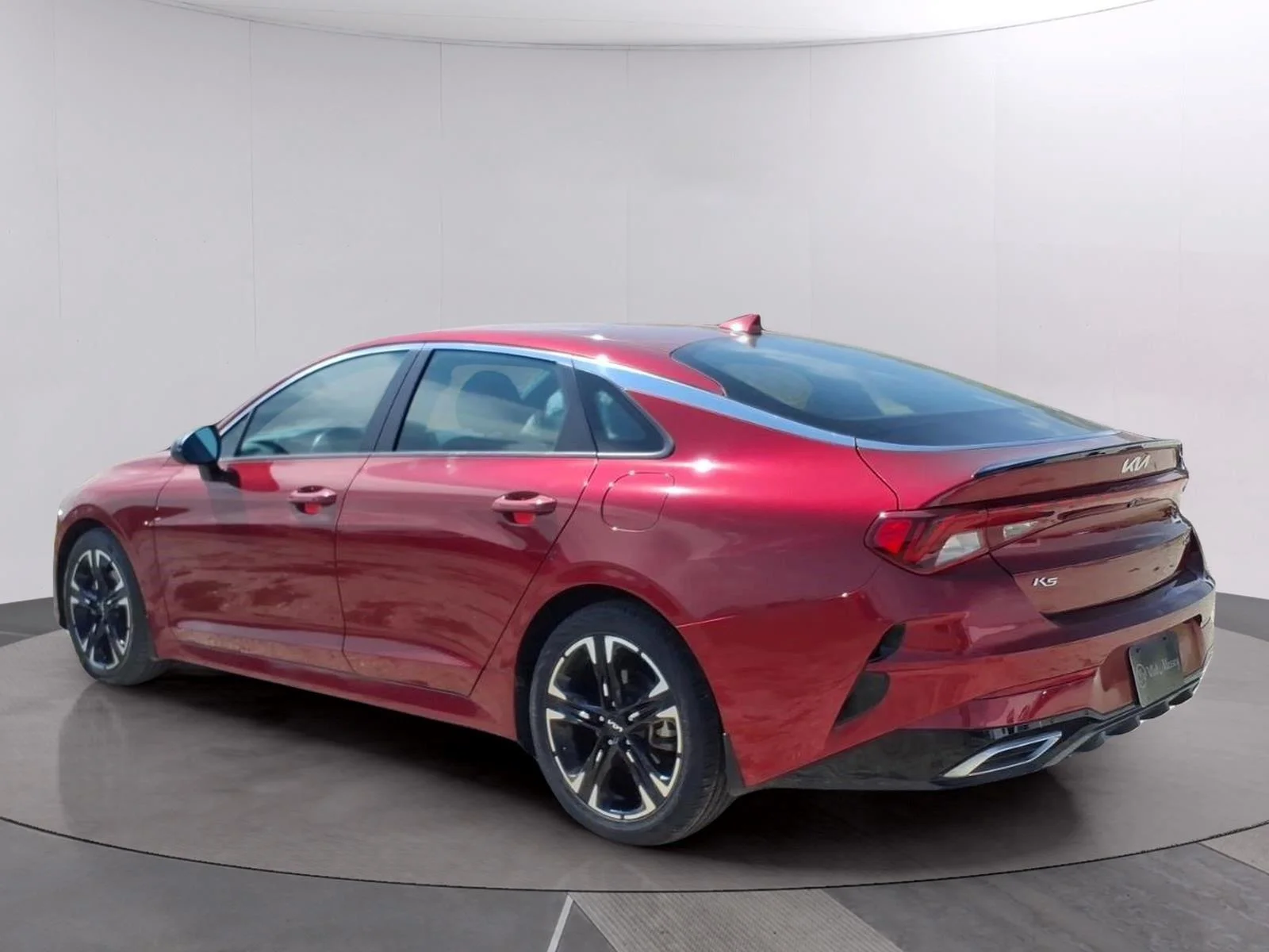 Used 2022 Passion Red Tintcoat Kia GT-Line image 3