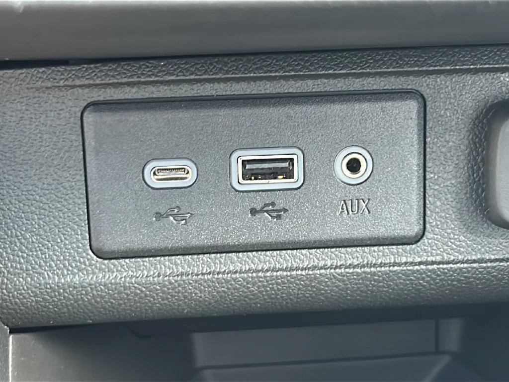 Used 2020 Blue Buick Preferred image 20