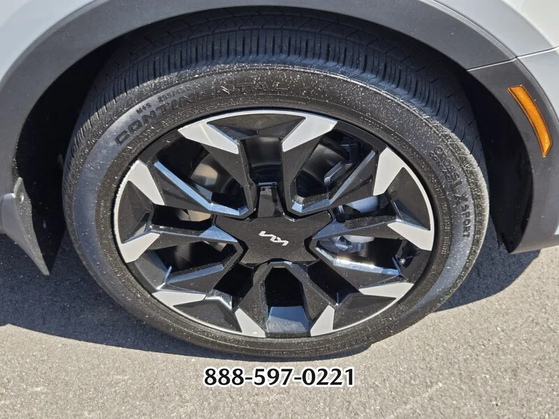 Used 2025 Gray KIA SX image 21