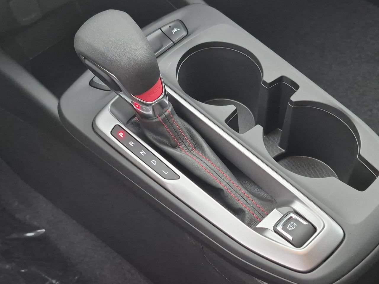 2026 Chevrolet Trax RS - Photo 15