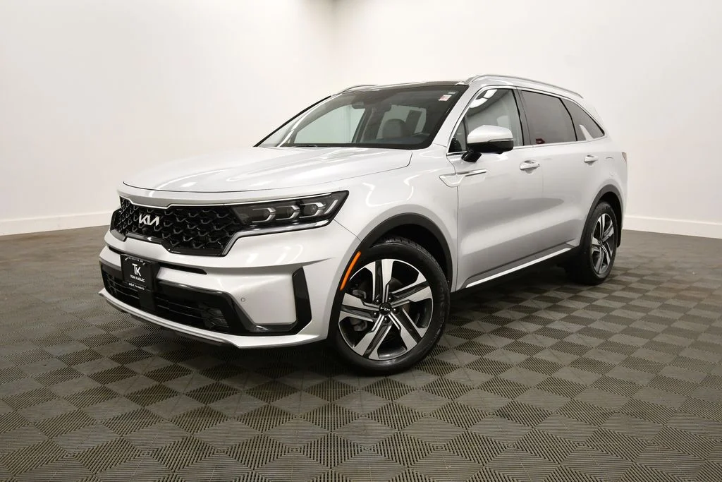 Certified 2023 Kia Sorento SX Prestige PHEV with VIN KNDRMDLH5P5169268 for sale in Rochester, Minnesota