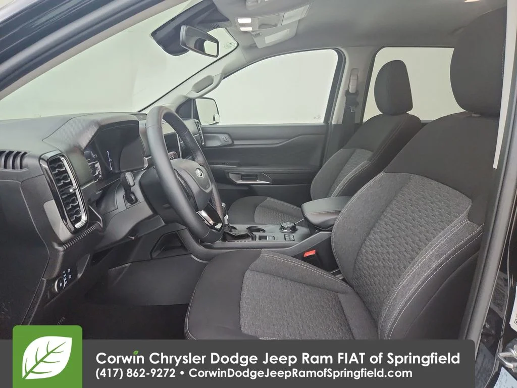 Used 2024 Black Ford XLT image 18