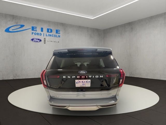 Used 2025 Gray Ford Platinum image 9