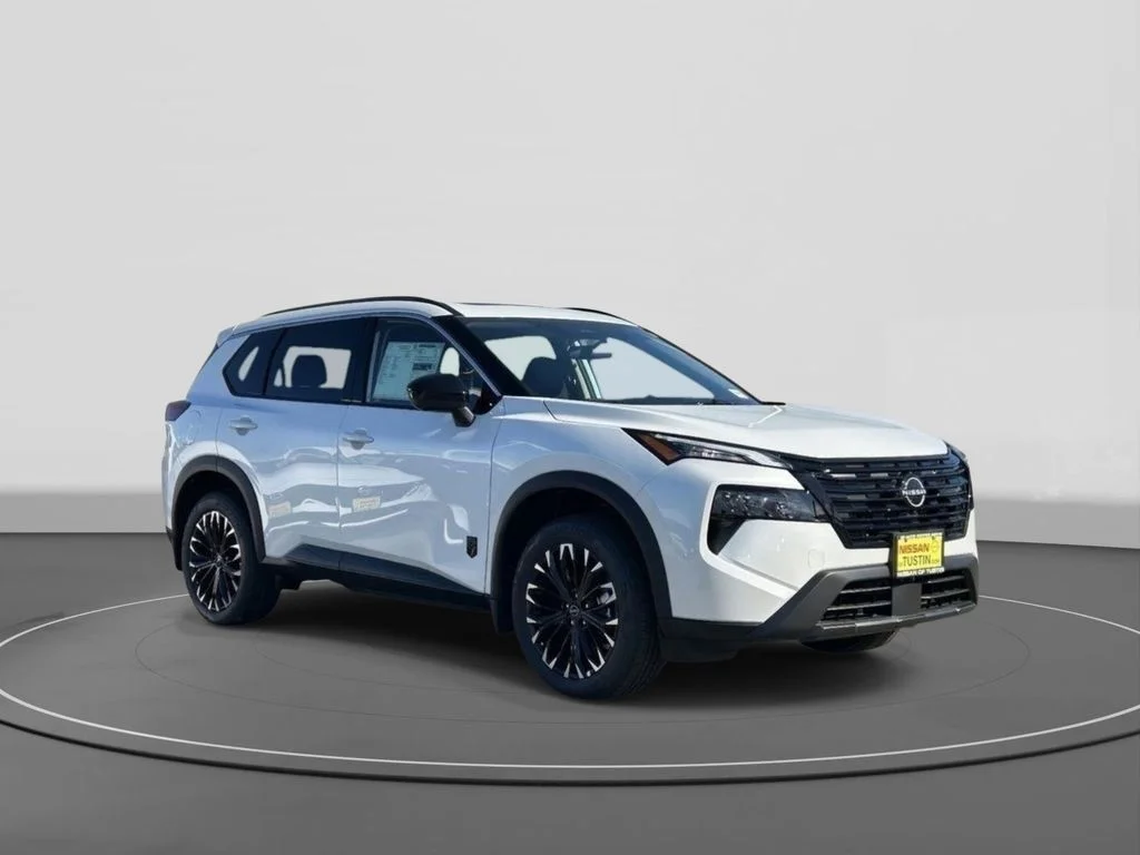 New 2026 Everest White Pearl Tricoat Nissan Dark Armor image 7