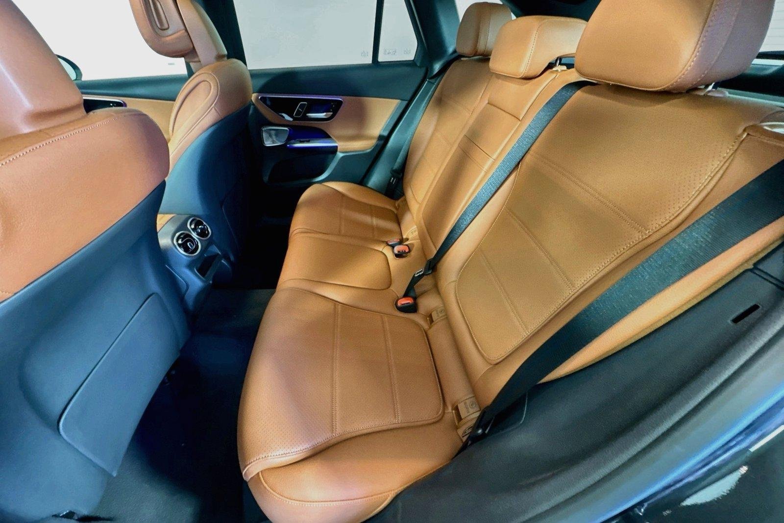 New 2026 Graphite Grey Metallic Mercedes-Benz GLC 300 image 22