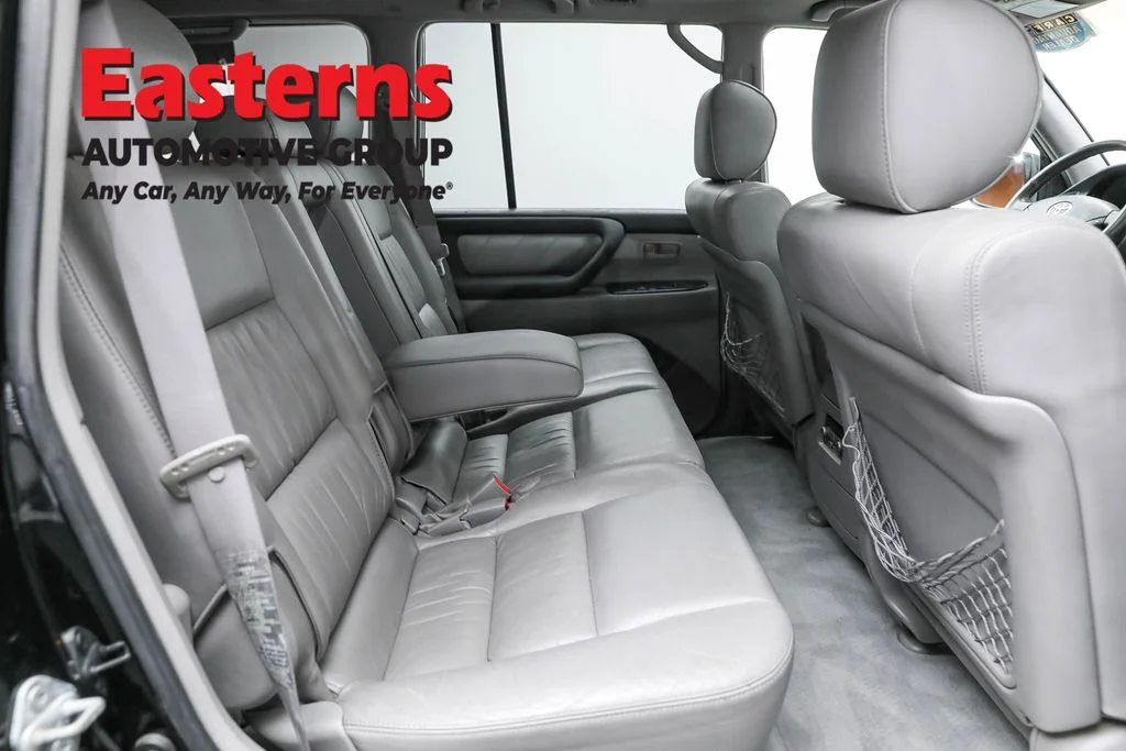 Used 2005 Black Toyota Base image 25