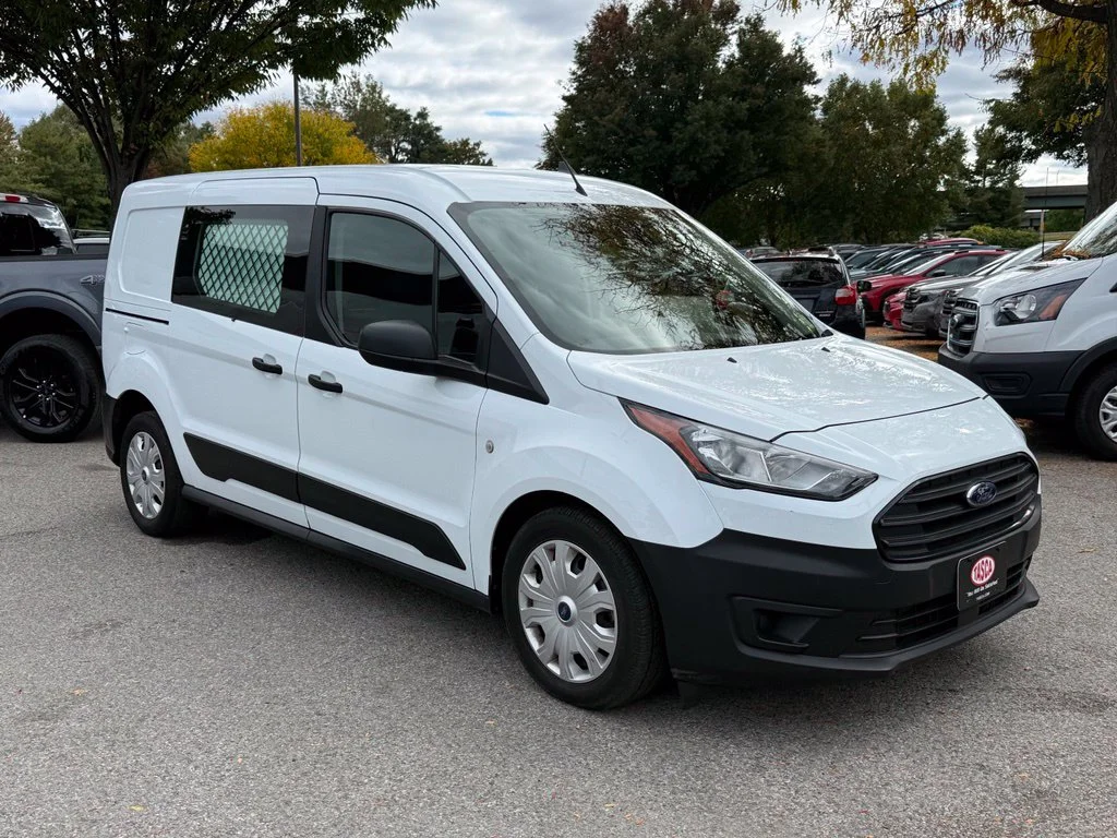 Used 2022 Frozen White Ford XL image 1