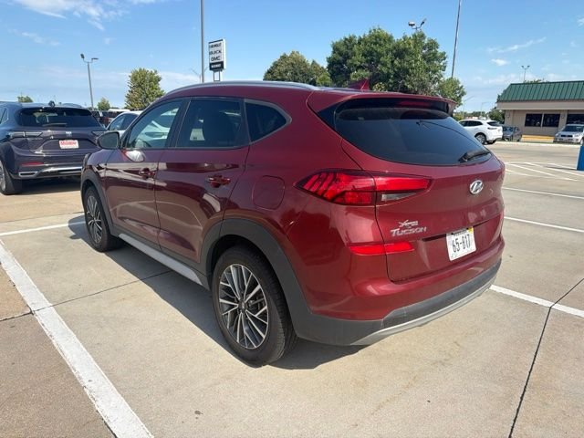Used 2019 Red Hyundai SEL image 4