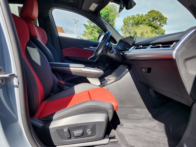 Certified Used 2024 Gray BMW xDrive28i image 12
