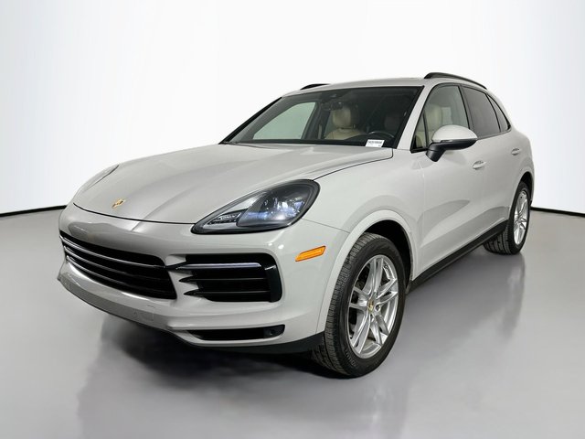 Pre-Owned 2023 Porsche Cayenne Platinum Edition With Navigation &amp; AWD