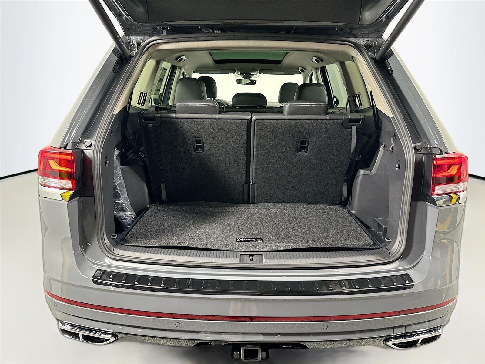 New 2026  Volkswagen 2.0T SEL Premium R-Line image 30