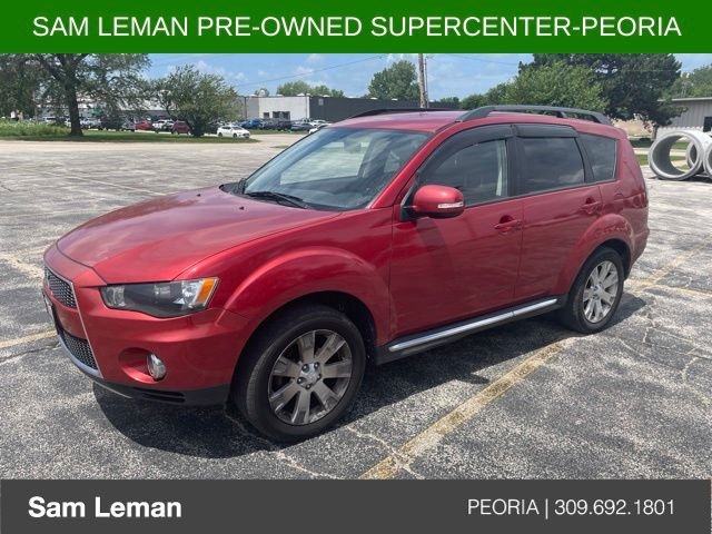 Used 2013  Mitsubishi SE image 1