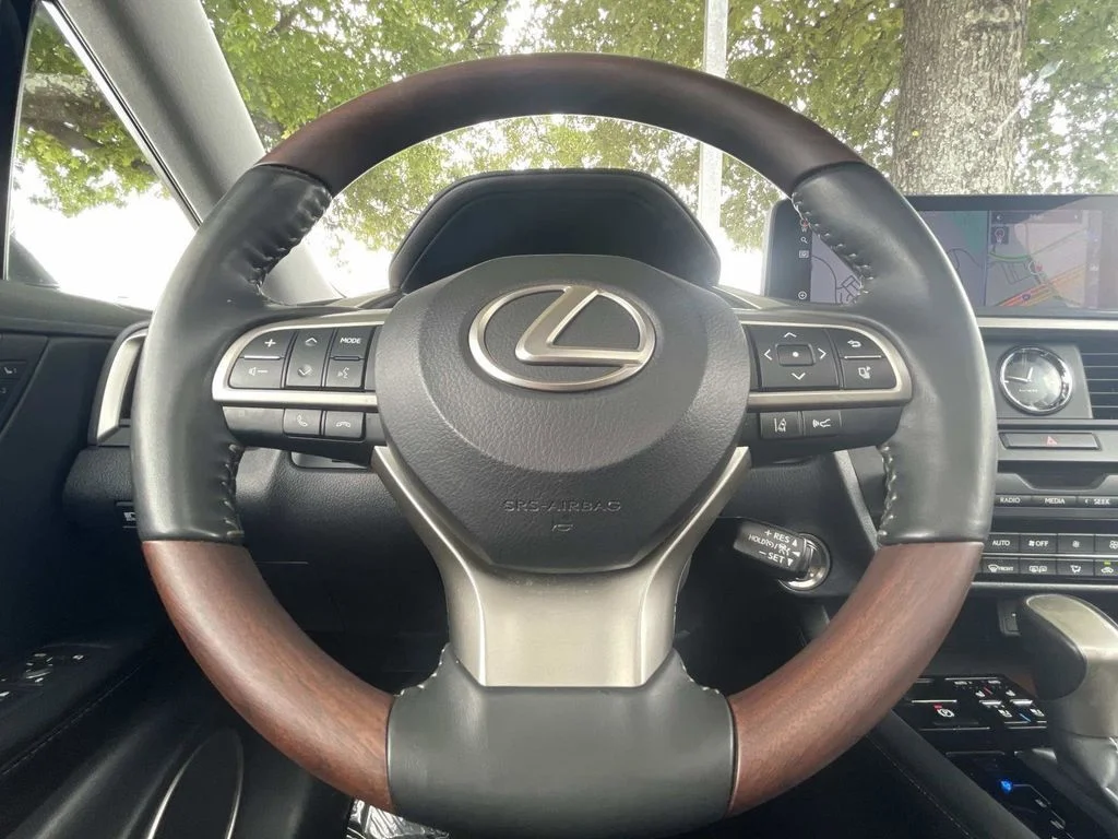 Used 2020 Silver Lexus 350 image 27