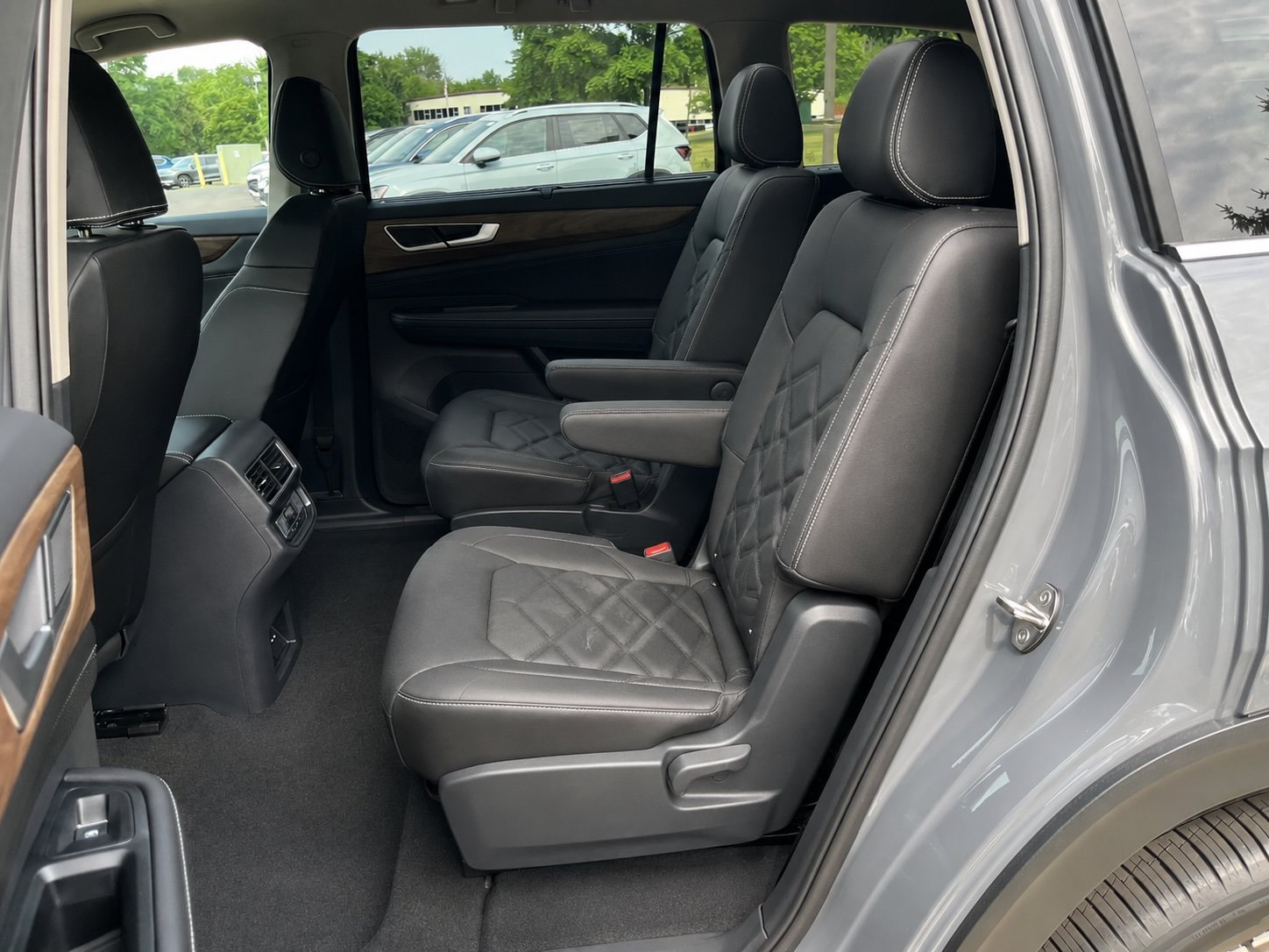 New 2026 Pure Gray Volkswagen 2.0T SE w/Technology image 20