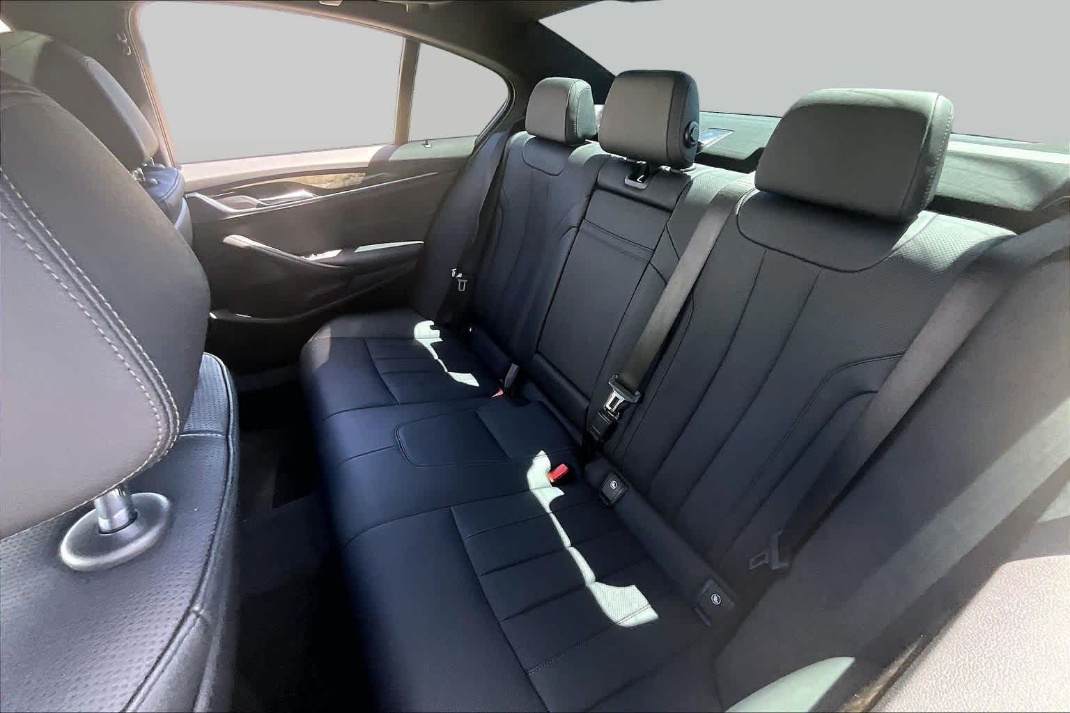 Used 2023 Mineral White Metallic BMW 530i image 19