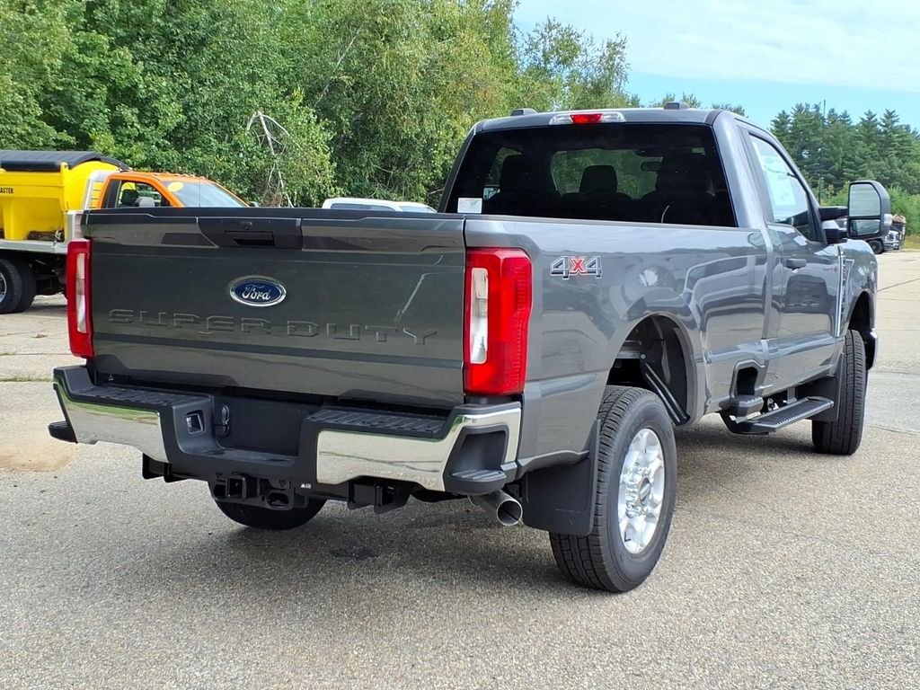 New 2026 Carbonized Gray Metallic Ford F-250® XLT image 5