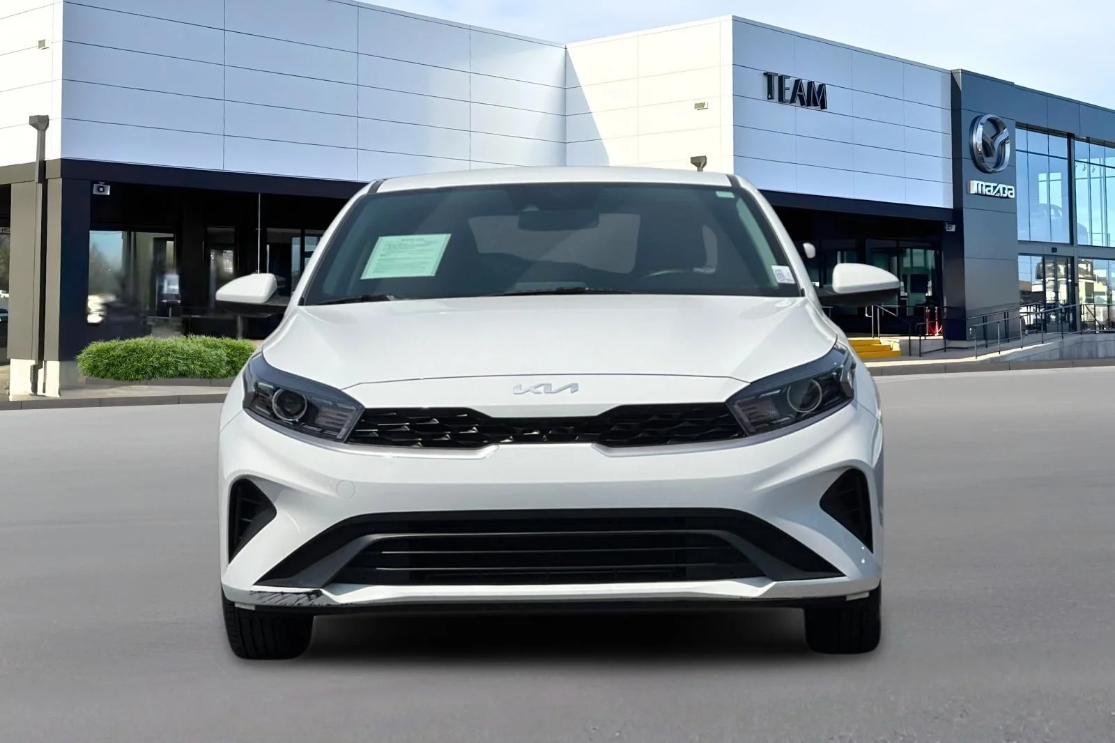 Used 2024 White Kia LX image 6