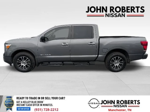 Used 2021 Gray Nissan SV image 6