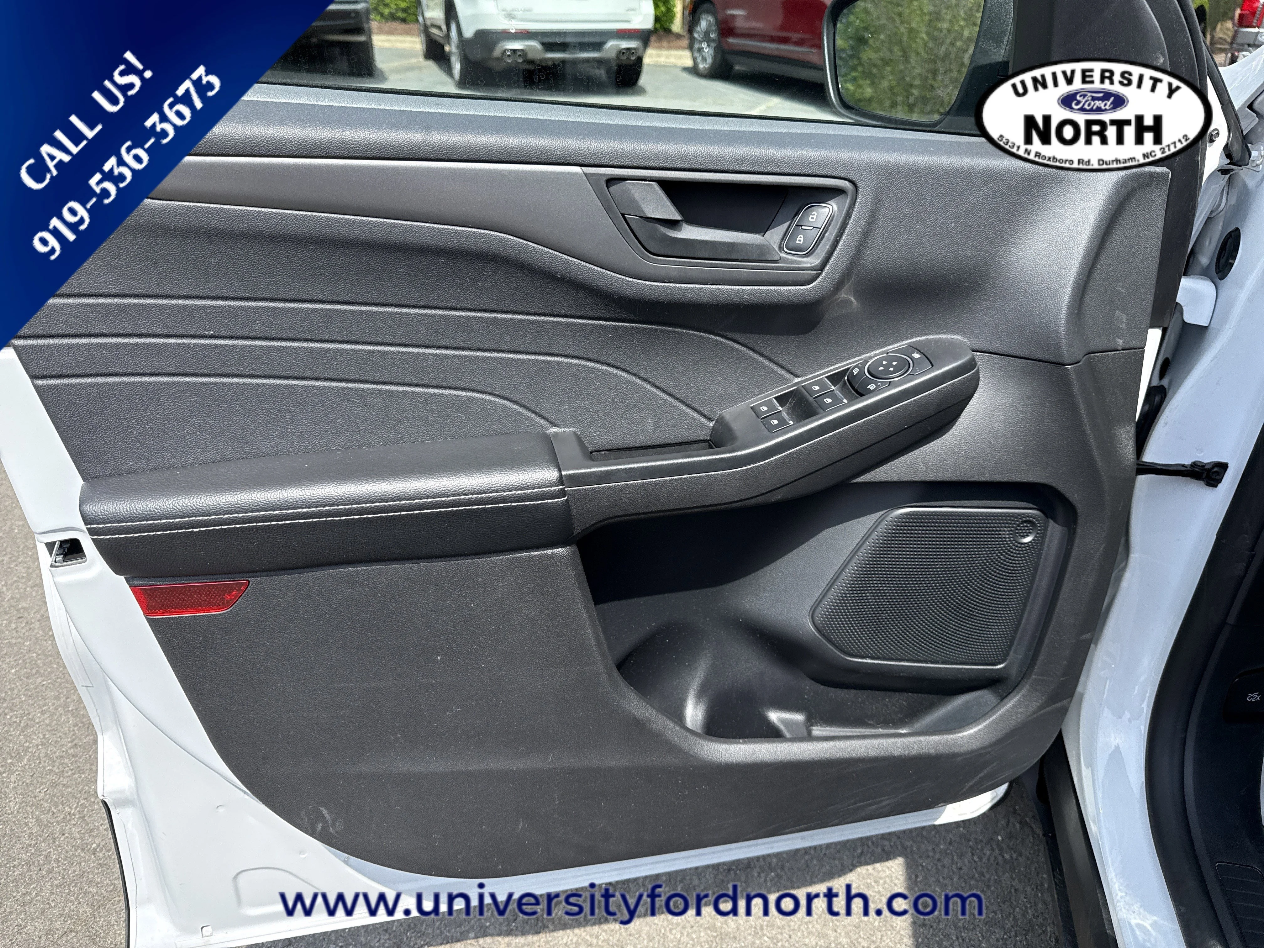 Used 2025 Oxford White Ford Active image 11