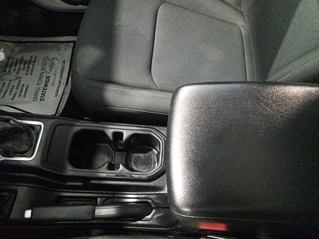 Used 2020 White Jeep Unlimited Sport S image 25