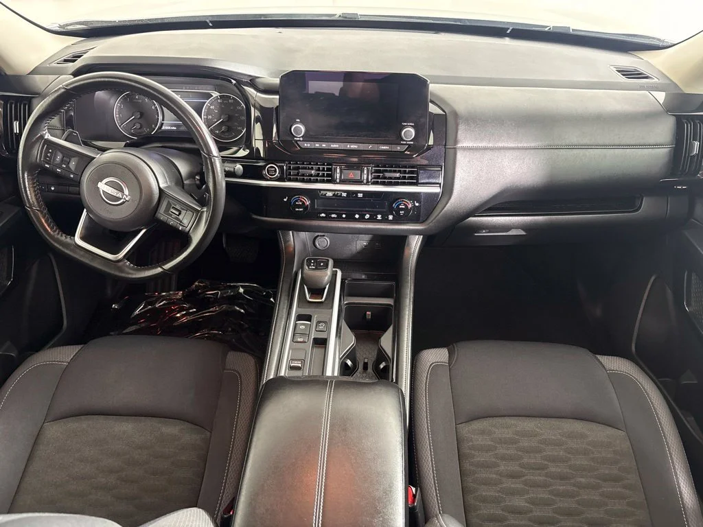Used 2024 Silver Nissan SV image 14