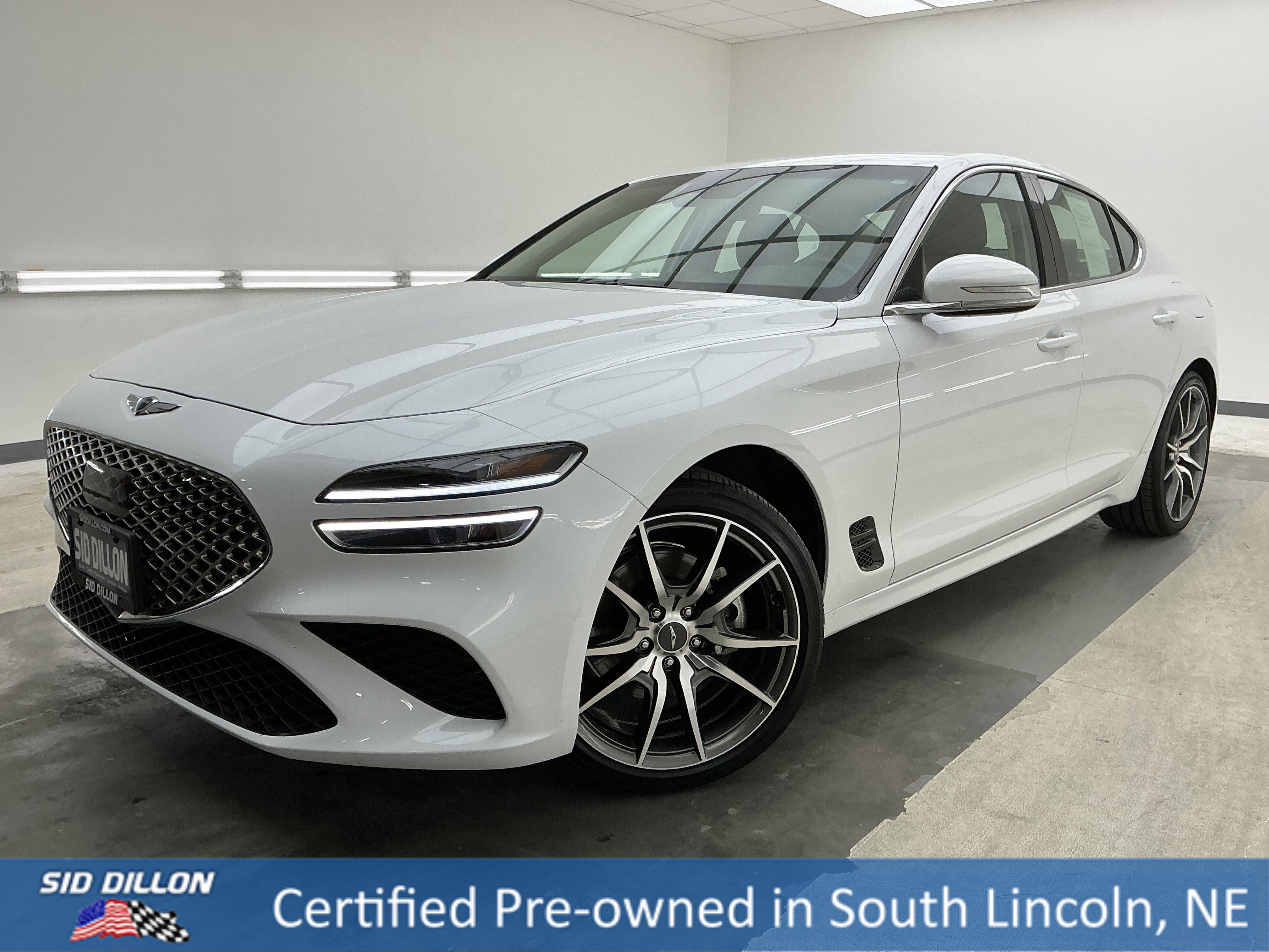 2023 Genesis G70 2.0T Standard AWD's photo