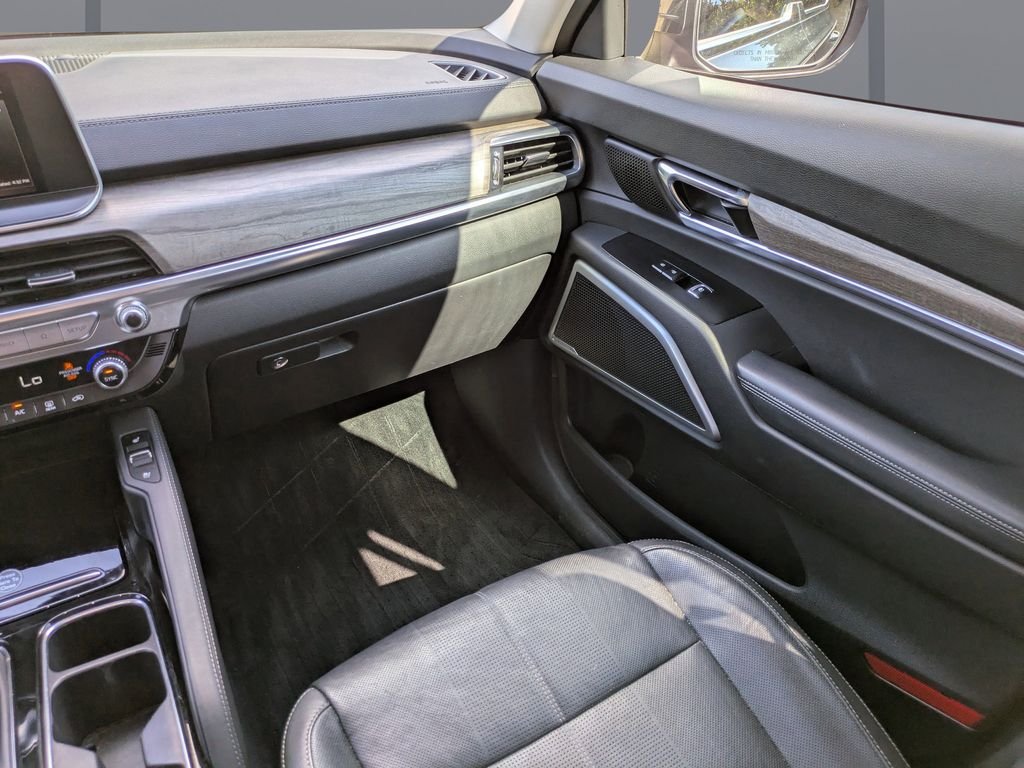 Used 2021 Gray Kia EX image 19