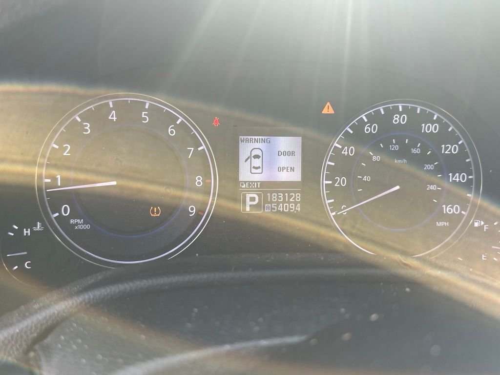Used 2013 Gray INFINITI X image 9