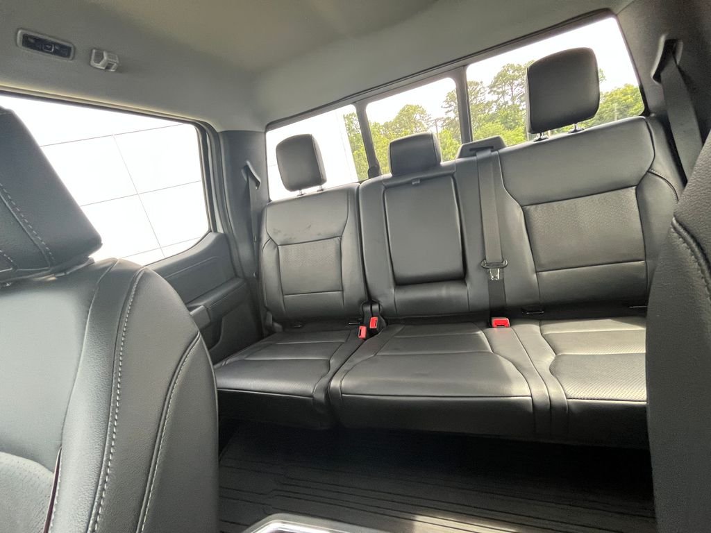 Used 2024 Oxford White Ford Lariat image 20