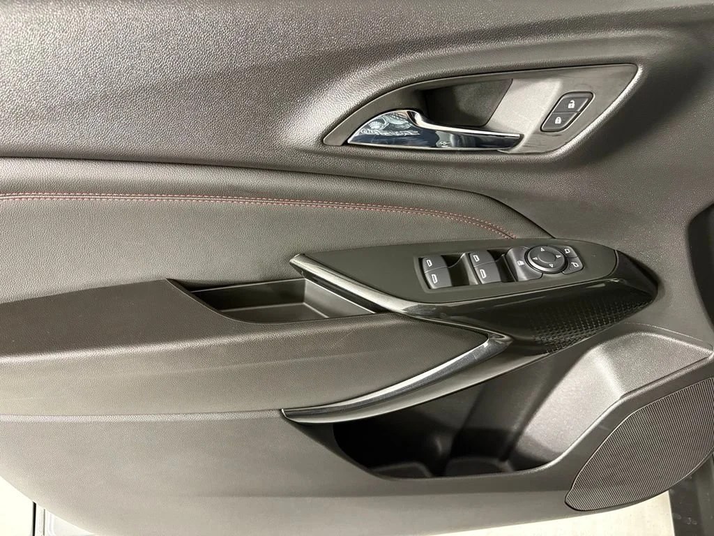 New 2026 Sterling Gray Metallic Chevrolet 2RS image 22