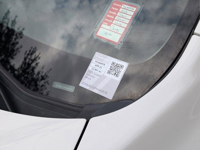 Used 2023 White Subaru Base image 28