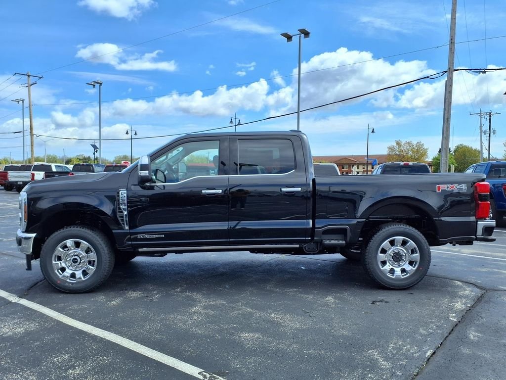 New 2026 Agate Black Metallic Ford F-250® Lariat® image 3