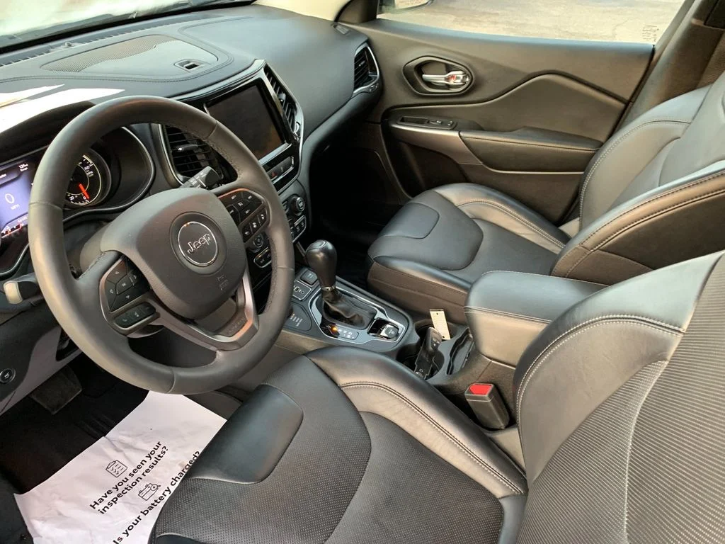 Used 2022 Gray Jeep Limited image 11
