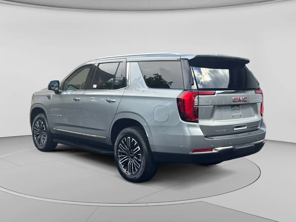Certified Used 2025 Sterling Metallic GMC Elevation image 3