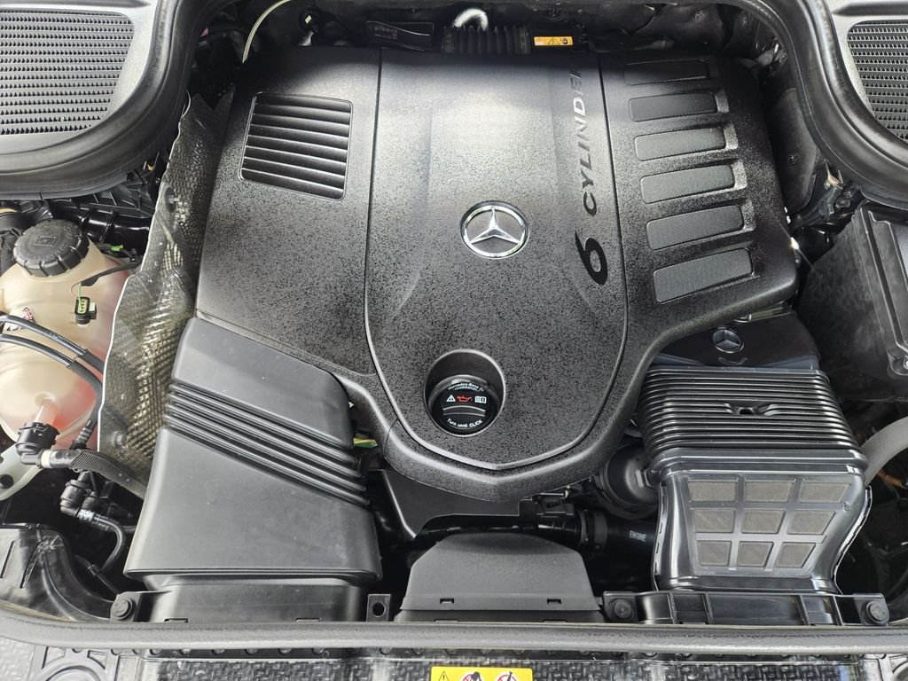 Certified Used 2024  Mercedes-Benz GLS 450 image 29