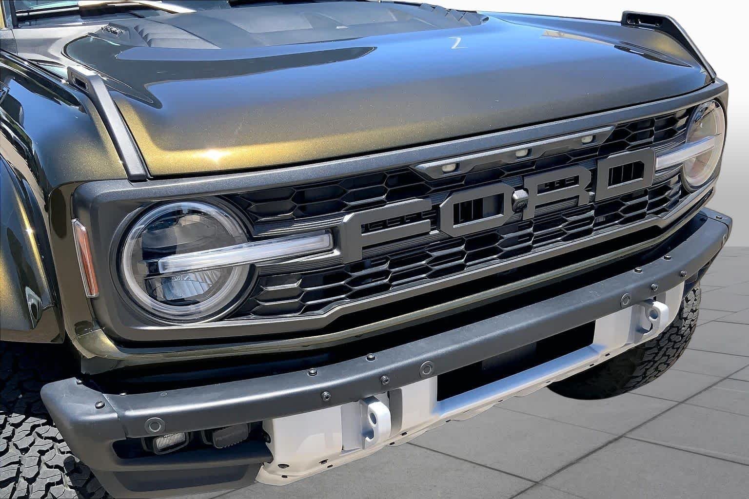 Used 2024 Shelter Green Metallic Ford Raptor image 29