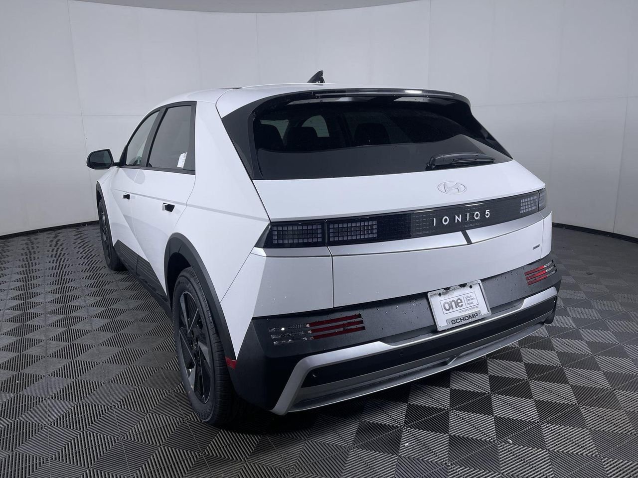 New 2026 Atlas White Matte Hyundai SEL image 13