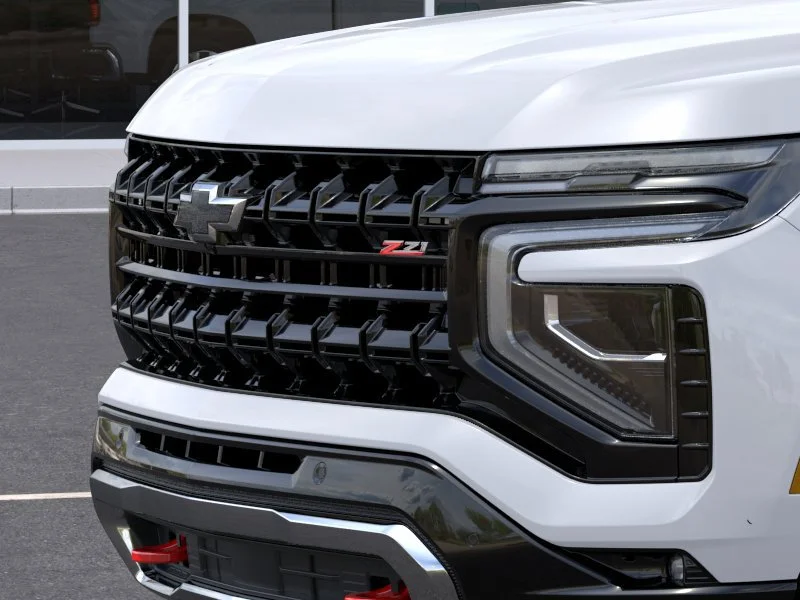 New 2026 Summit White Chevrolet Z71 image 13