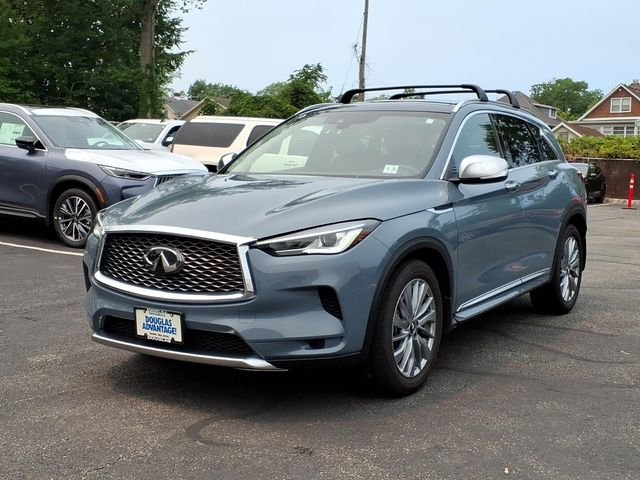 Used 2025 Gray INFINITI LUXE image 1
