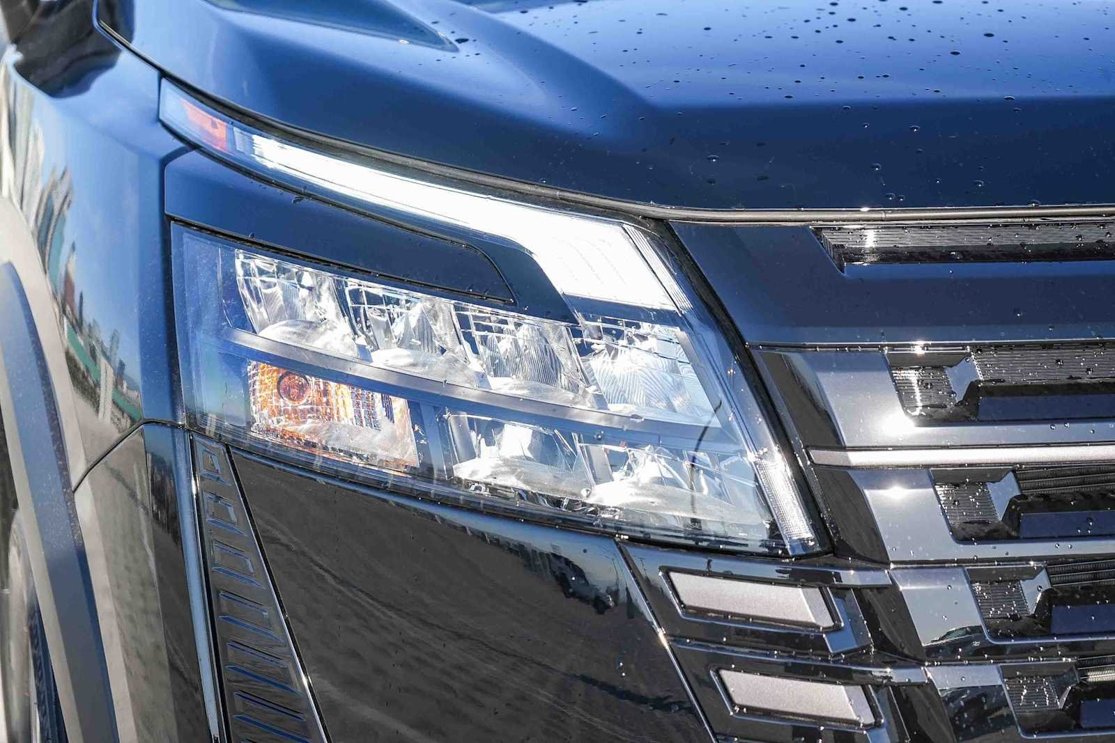 New 2026 Super Black Nissan SV image 4