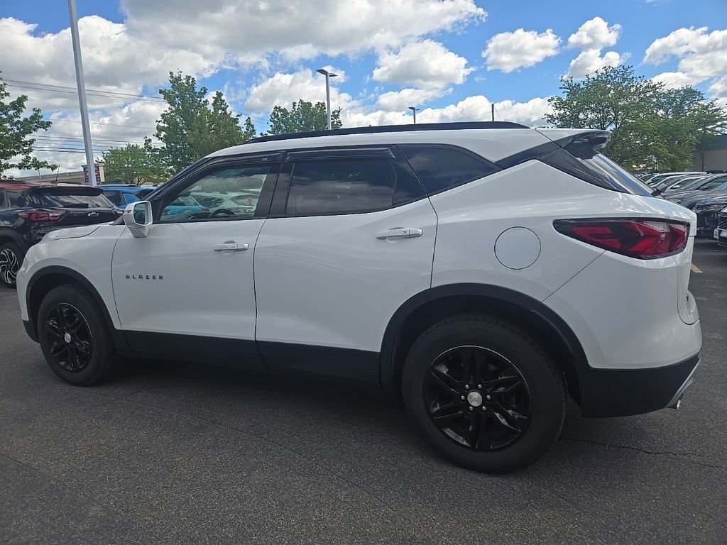 Used 2020 SUMMIT WHITE Chevrolet LT image 4