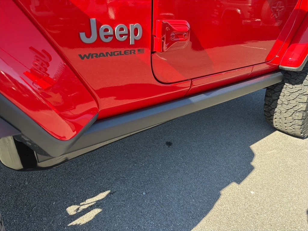 New 2026 Firecracker Red Clear-Coat Exterior Paint Jeep Rubicon X image 16