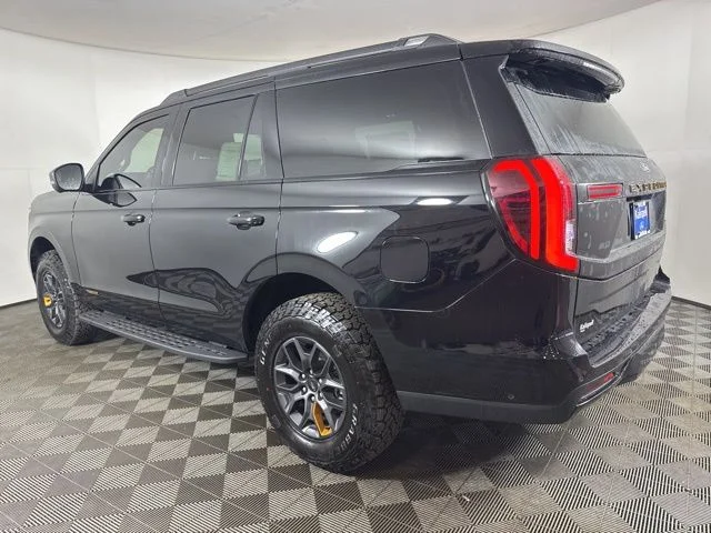 New 2025 Agate Black Metallic Ford Tremor image 6