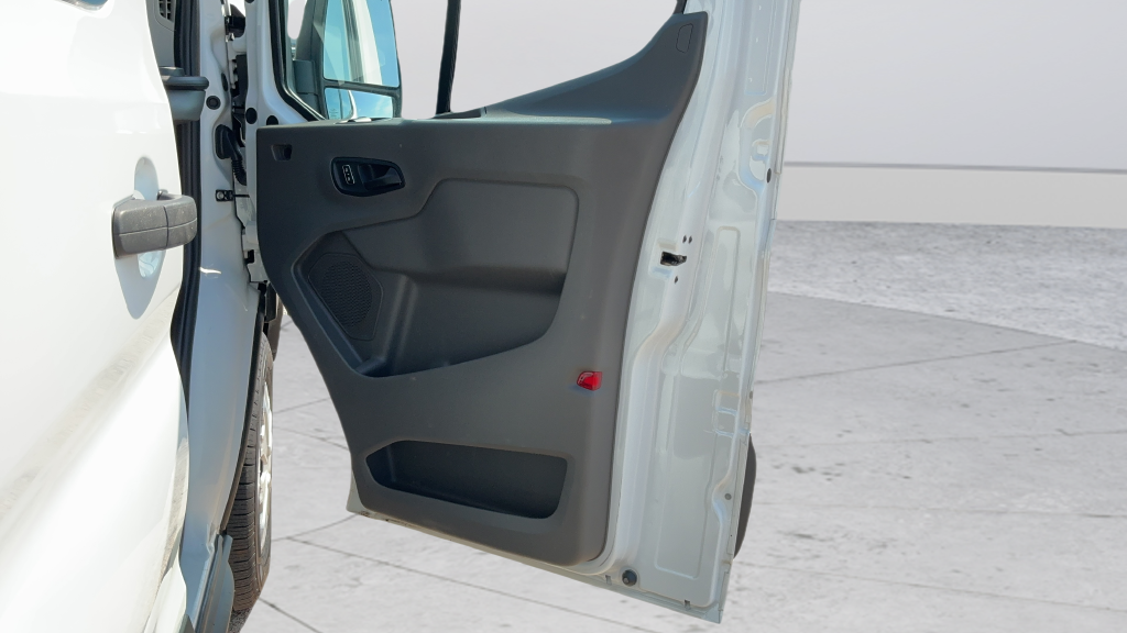 2023 Ford Transit Passenger Van XLT - Photo 19