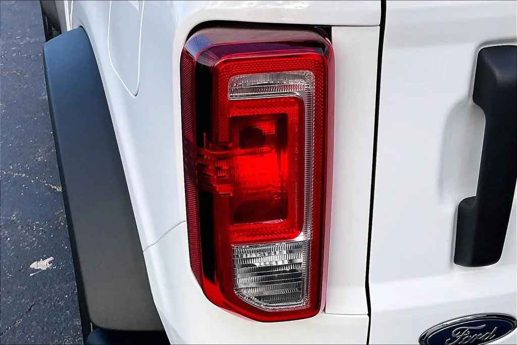 Used 2025 Oxford White Ford Base image 29