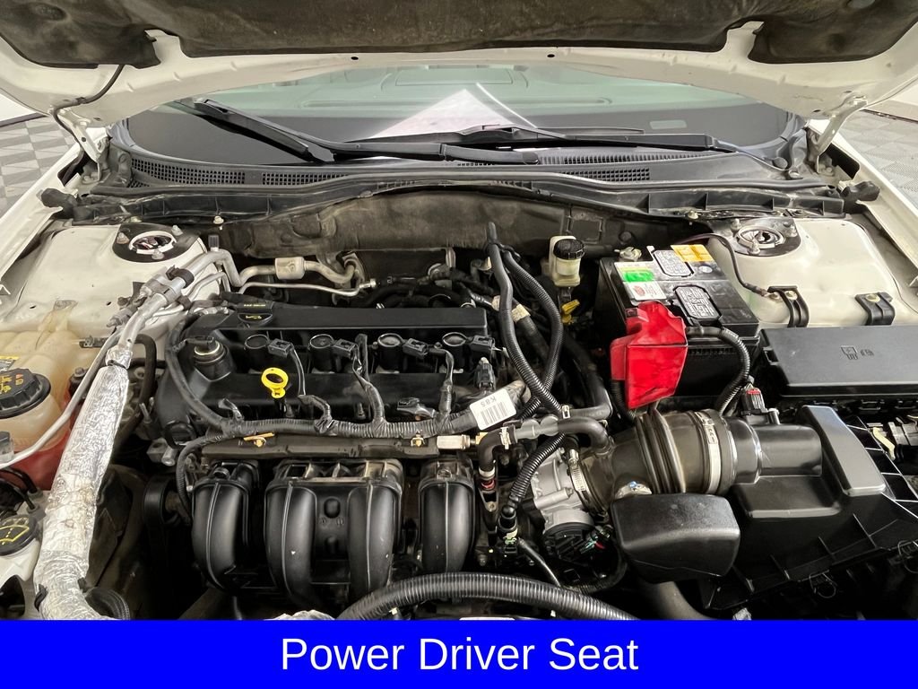 Used 2012 White Ford SE image 9
